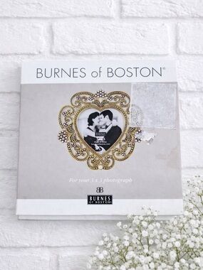 Vintage Burnes of Boston Ornate Gold Heart Beaded 3x3 Frame NEW IN BOX